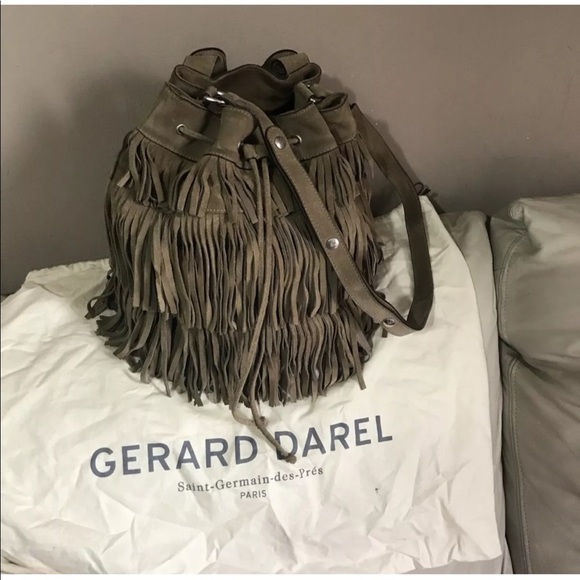 SOLD Gerard Darel indie fringed suede bucket bag - Picture 4 of 5